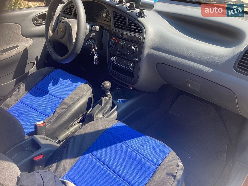 Седан Daewoo Lanos 2006 в Києві