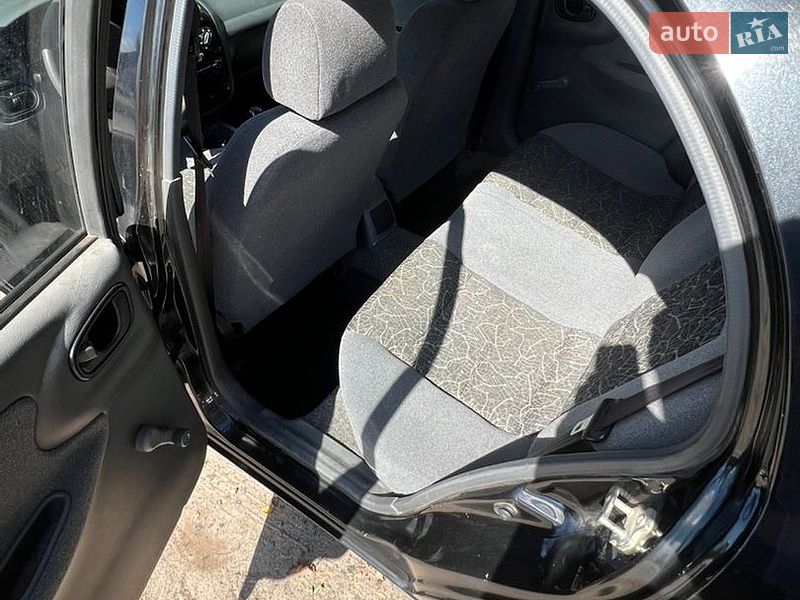 Седан Daewoo Lanos 2008 в Заводське