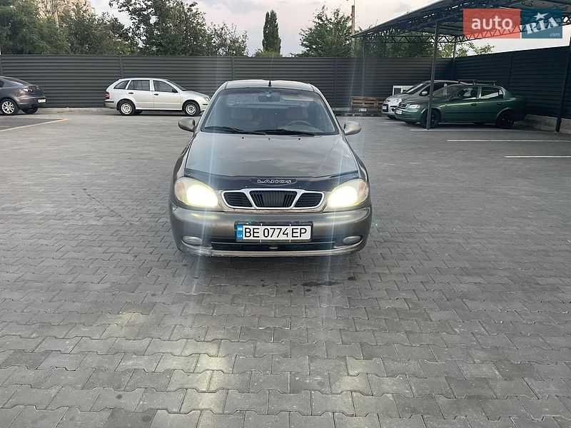 Седан Daewoo Lanos 2003 в Миколаєві