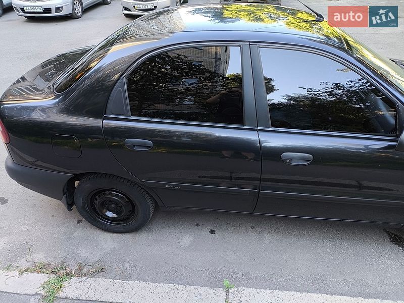Седан Daewoo Lanos 2006 в Києві