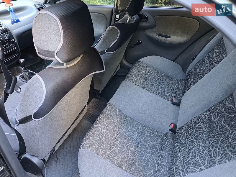 Седан Daewoo Lanos 2006 в Києві
