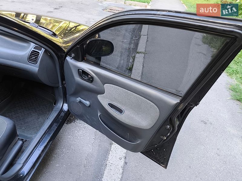 Седан Daewoo Lanos 2006 в Києві