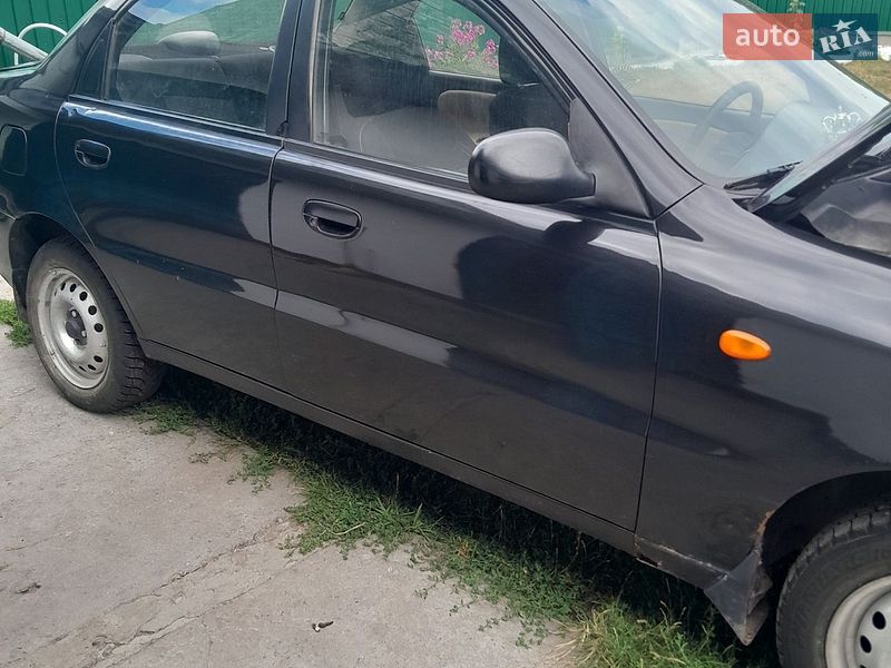 Седан Daewoo Lanos 2008 в Ровно