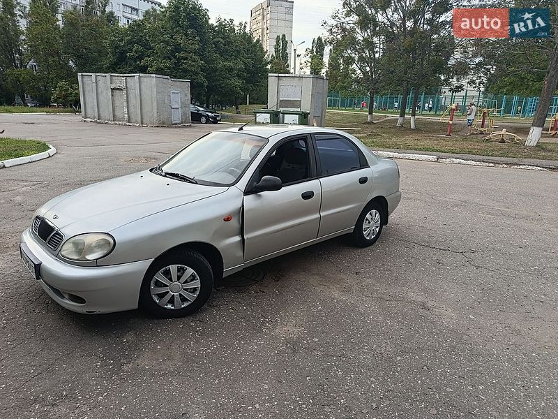 Седан Daewoo Lanos 2004 в Харкові