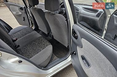 Седан Daewoo Lanos 2006 в Харкові