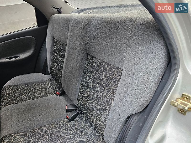 Седан Daewoo Lanos 2006 в Харкові