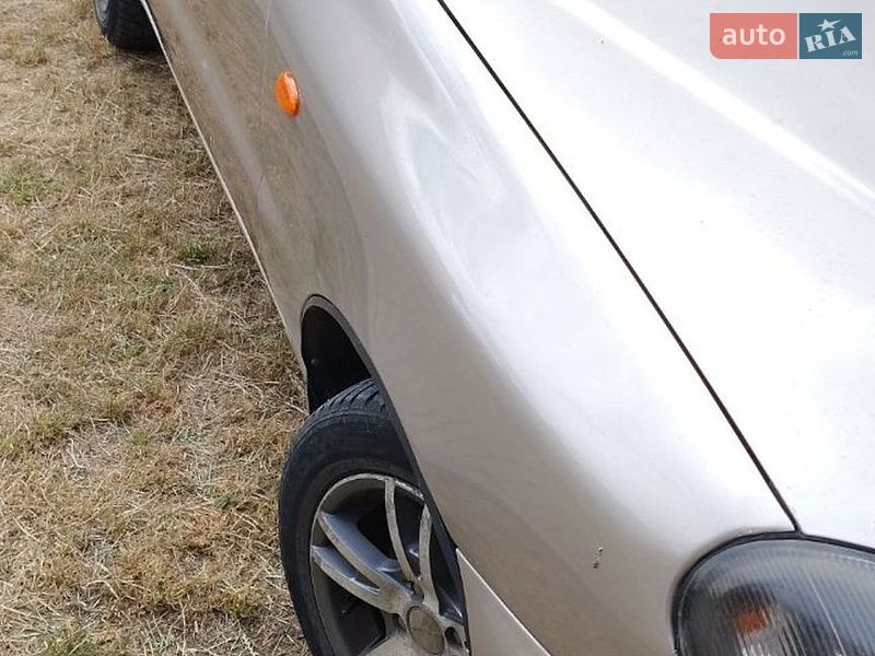 Седан Daewoo Lanos 2008 в Рівному