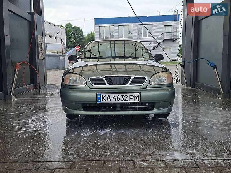 Седан Daewoo Lanos 2006 в Малині
