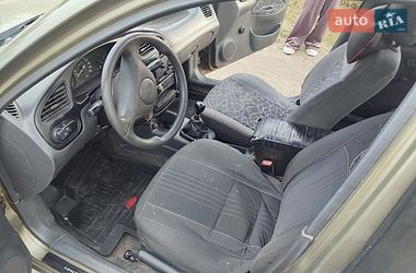 Седан Daewoo Lanos 2004 в Харкові