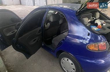 Хетчбек Daewoo Lanos 1998 в Дніпрі