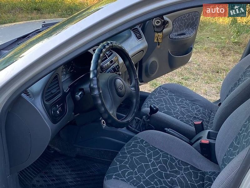 Седан Daewoo Lanos 2003 в Киеве