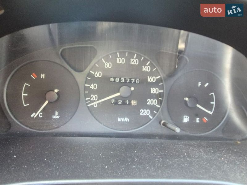 Седан Daewoo Lanos 2003 в Киеве