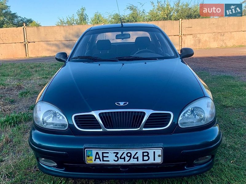 Седан Daewoo Lanos 2004 в Кривом Роге