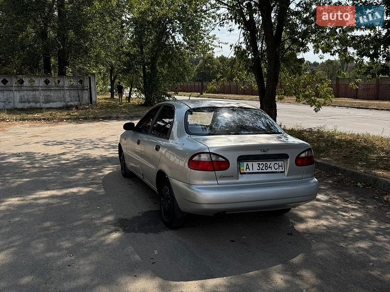 Седан Daewoo Lanos 2005 в Киеве