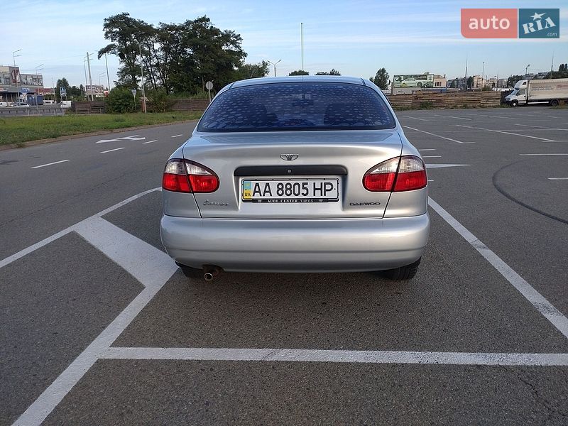 Седан Daewoo Lanos 2008 в Киеве