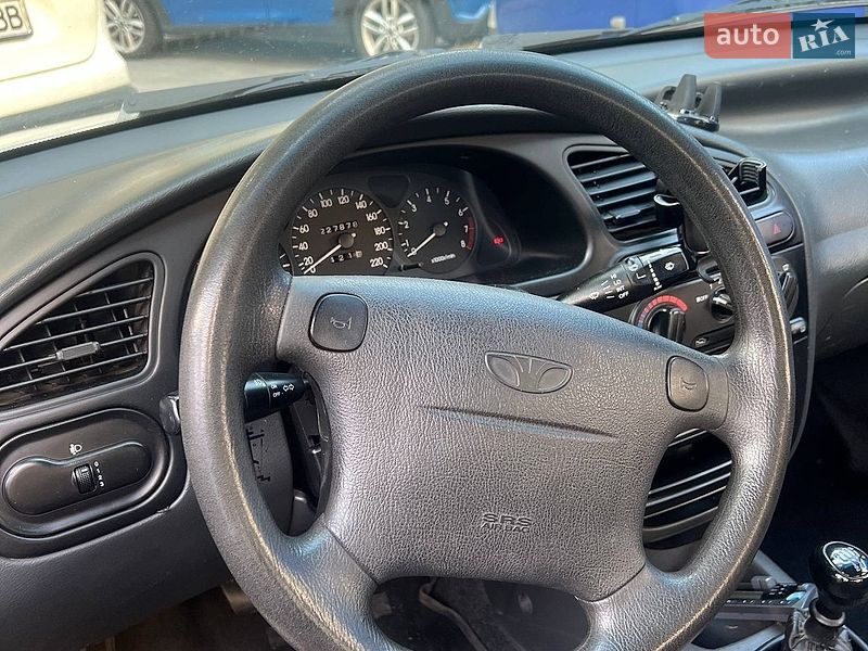 Седан Daewoo Lanos 2003 в Києві фото 12 Седан Daewoo Lanos 2003 в Києві