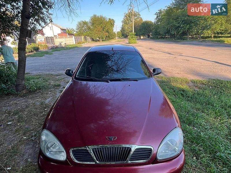 Седан Daewoo Lanos 2003 в Пирятині