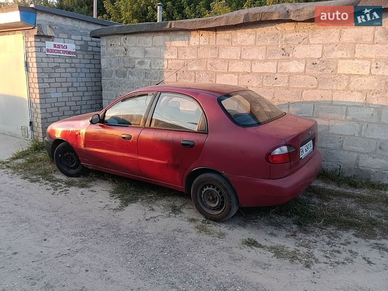 Седан Daewoo Lanos 2005 в Кременчуці