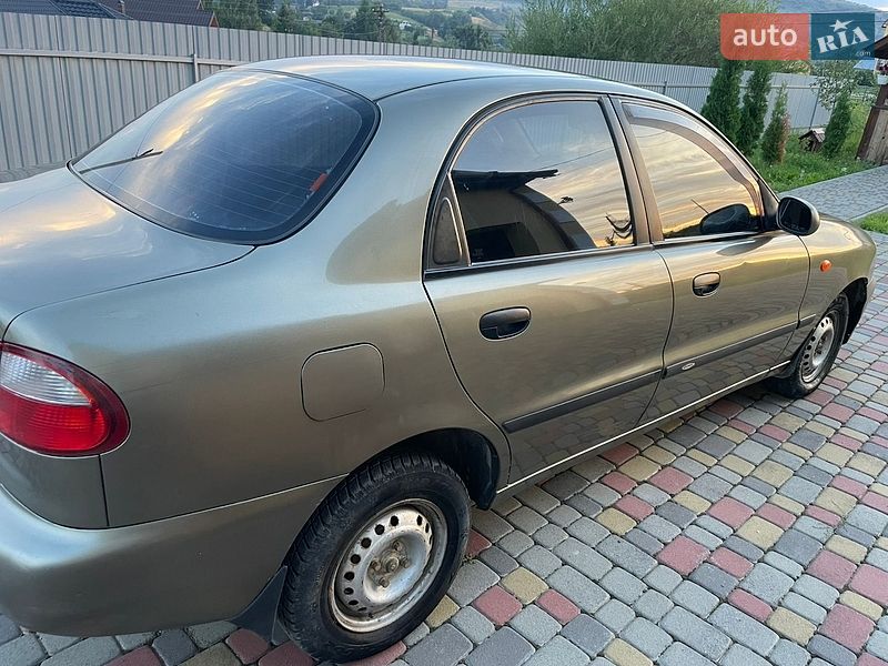 Седан Daewoo Lanos 2005 в Турці