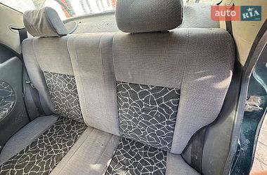 Седан Daewoo Lanos 2004 в Борщеве