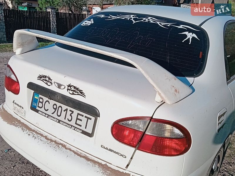 Седан Daewoo Lanos 2003 в Львове