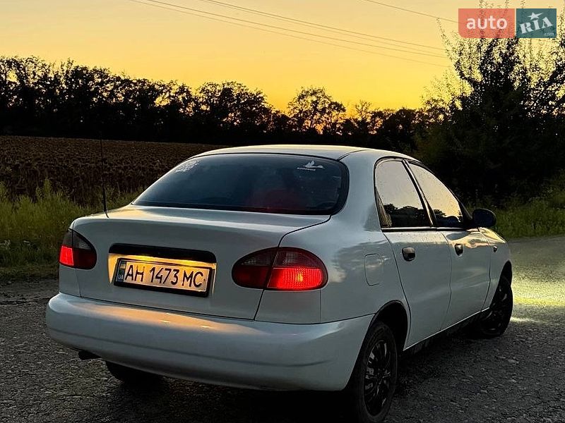 Седан Daewoo Lanos 1998 в Кобеляках