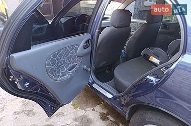 Седан Daewoo Lanos 2004 в Кривом Роге