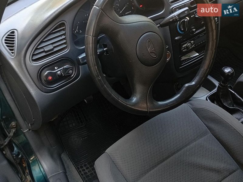 Седан Daewoo Lanos 2002 в Николаеве