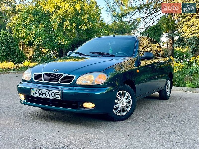 Седан Daewoo Lanos 2002 в Одессе