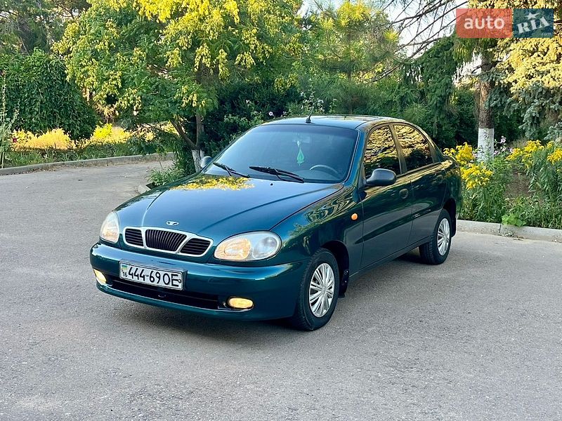 Седан Daewoo Lanos 2002 в Одессе