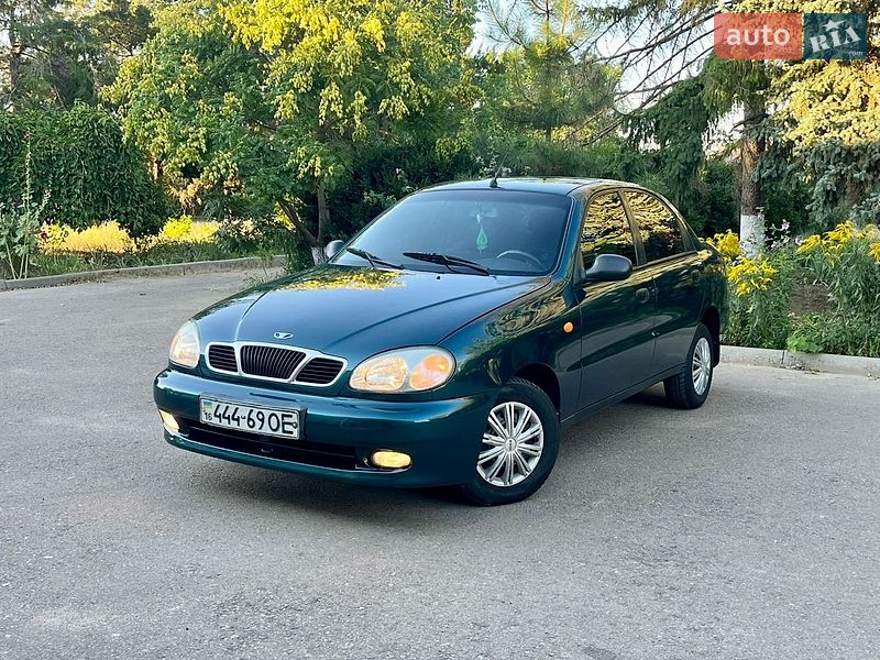 Седан Daewoo Lanos 2002 в Одессе