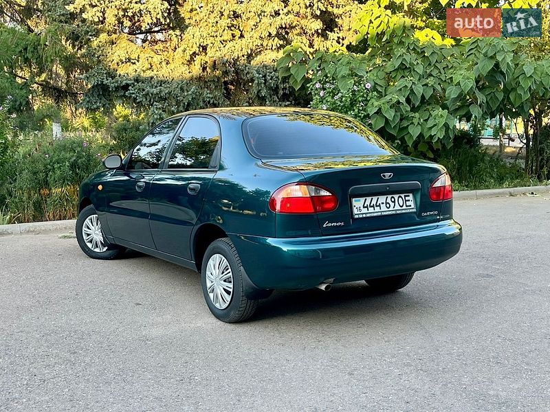 Седан Daewoo Lanos 2002 в Одессе
