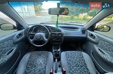 Седан Daewoo Lanos 2002 в Одессе