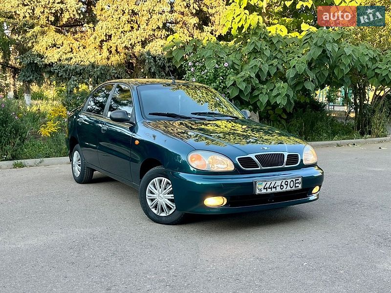 Седан Daewoo Lanos 2002 в Одессе