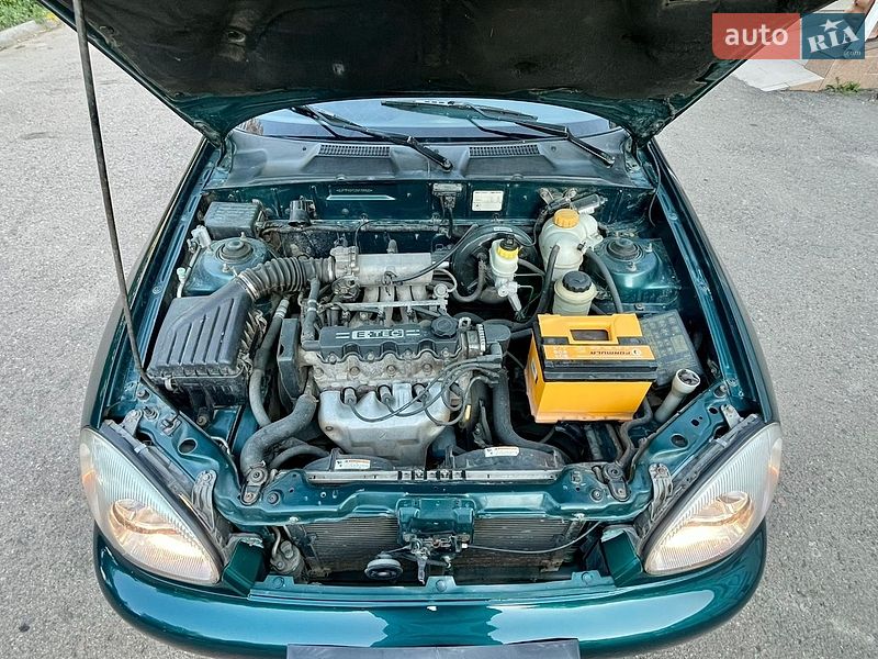 Седан Daewoo Lanos 2002 в Одессе