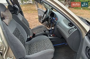 Седан Daewoo Lanos 2008 в Десні