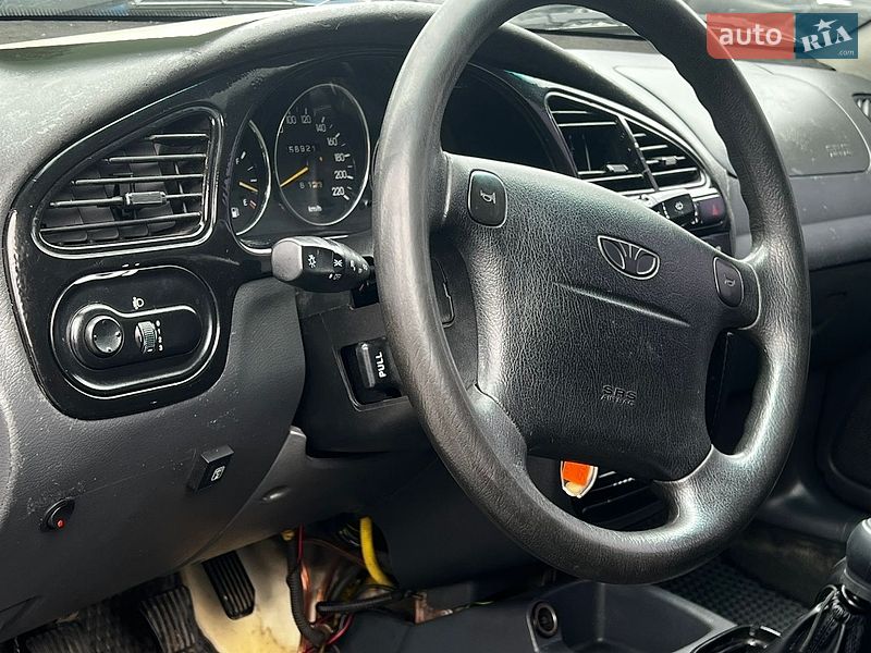 Седан Daewoo Lanos 2005 в Дергачах