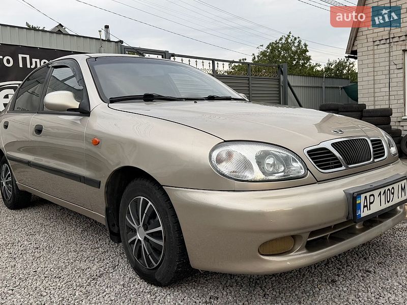 Седан Daewoo Lanos 2004 в Запоріжжі