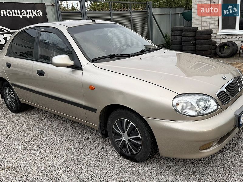 Седан Daewoo Lanos 2004 в Запоріжжі