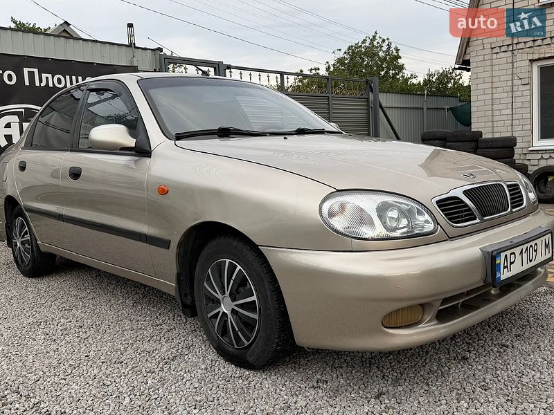 Седан Daewoo Lanos 2004 в Запоріжжі