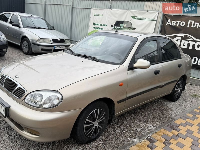 Седан Daewoo Lanos 2004 в Запоріжжі