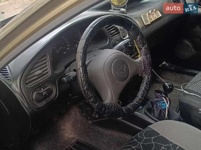 Седан Daewoo Lanos 2004 в Днепре
