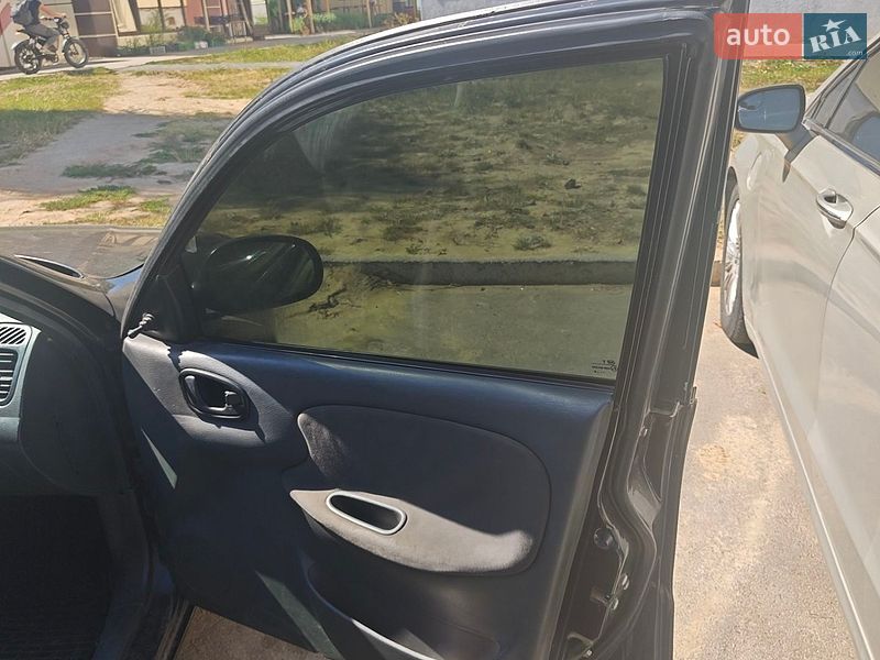 Седан Daewoo Lanos 2008 в Ладижині