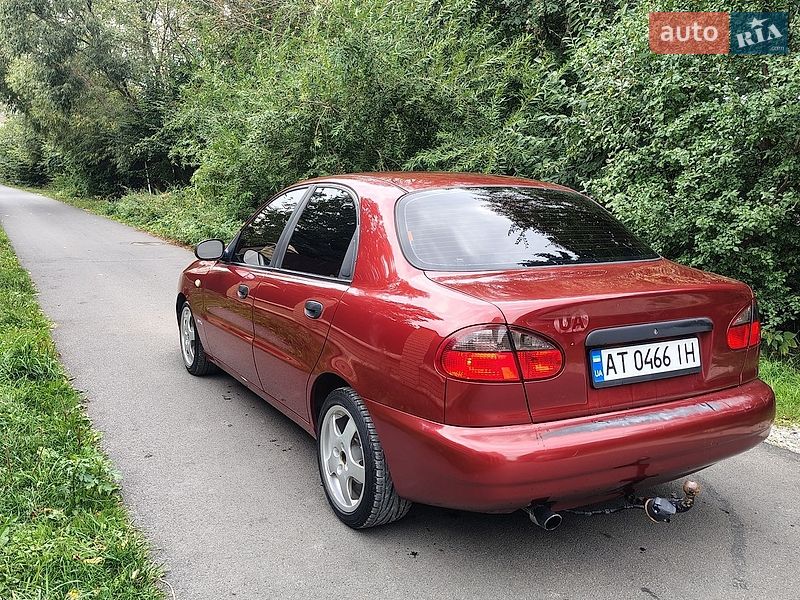 Седан Daewoo Lanos 2004 в Ивано-Франковске