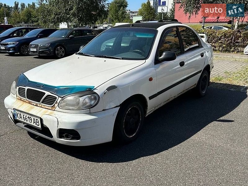 Седан Daewoo Lanos 2003 в Киеве