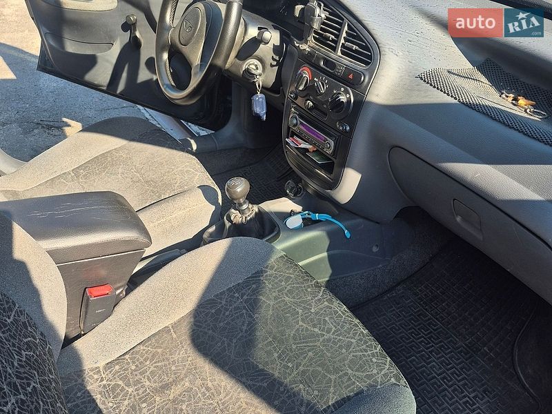 Седан Daewoo Lanos 2006 в Днепре