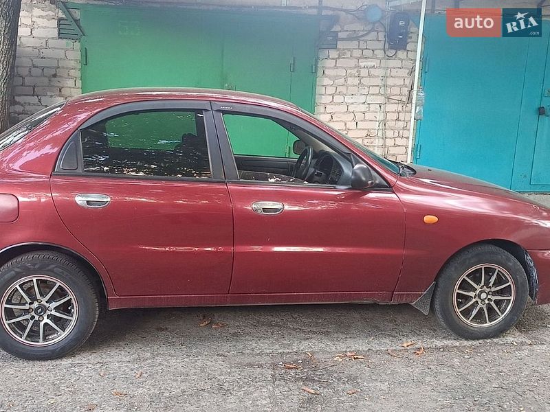 Седан Daewoo Lanos 2002 в Южноукраїнську фото 4 Седан Daewoo Lanos 2002 в Южноукраїнську