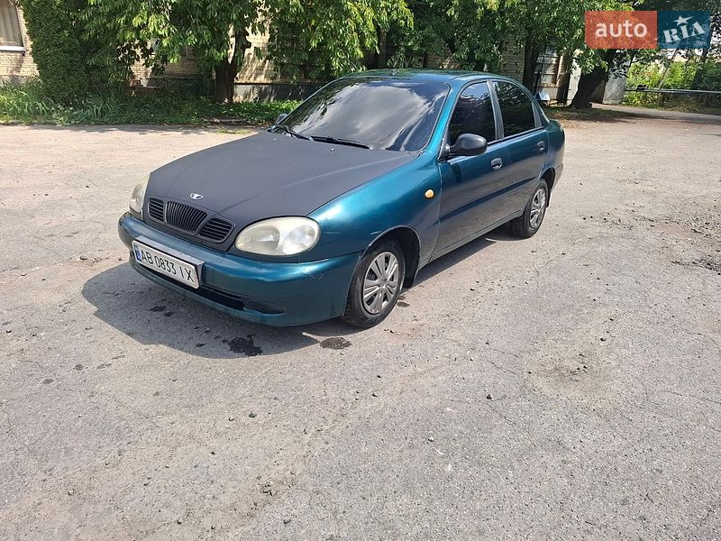 Седан Daewoo Lanos 2004 в Немирове