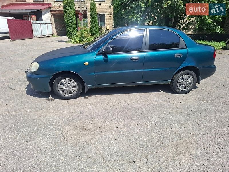 Седан Daewoo Lanos 2004 в Немирове