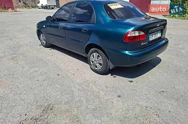 Седан Daewoo Lanos 2004 в Немирове